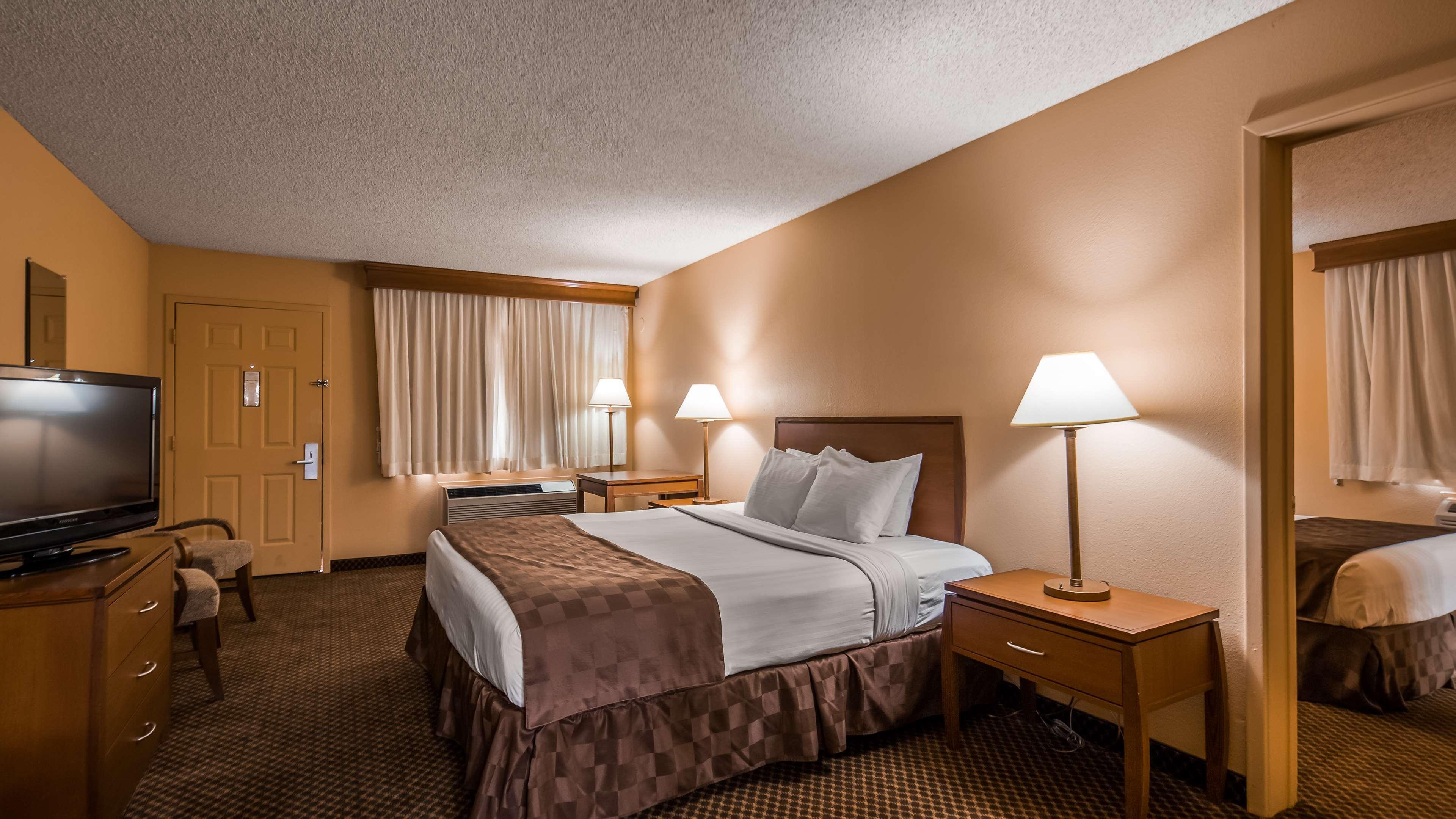 Best Western Cottonwood Inn Bagian luar foto