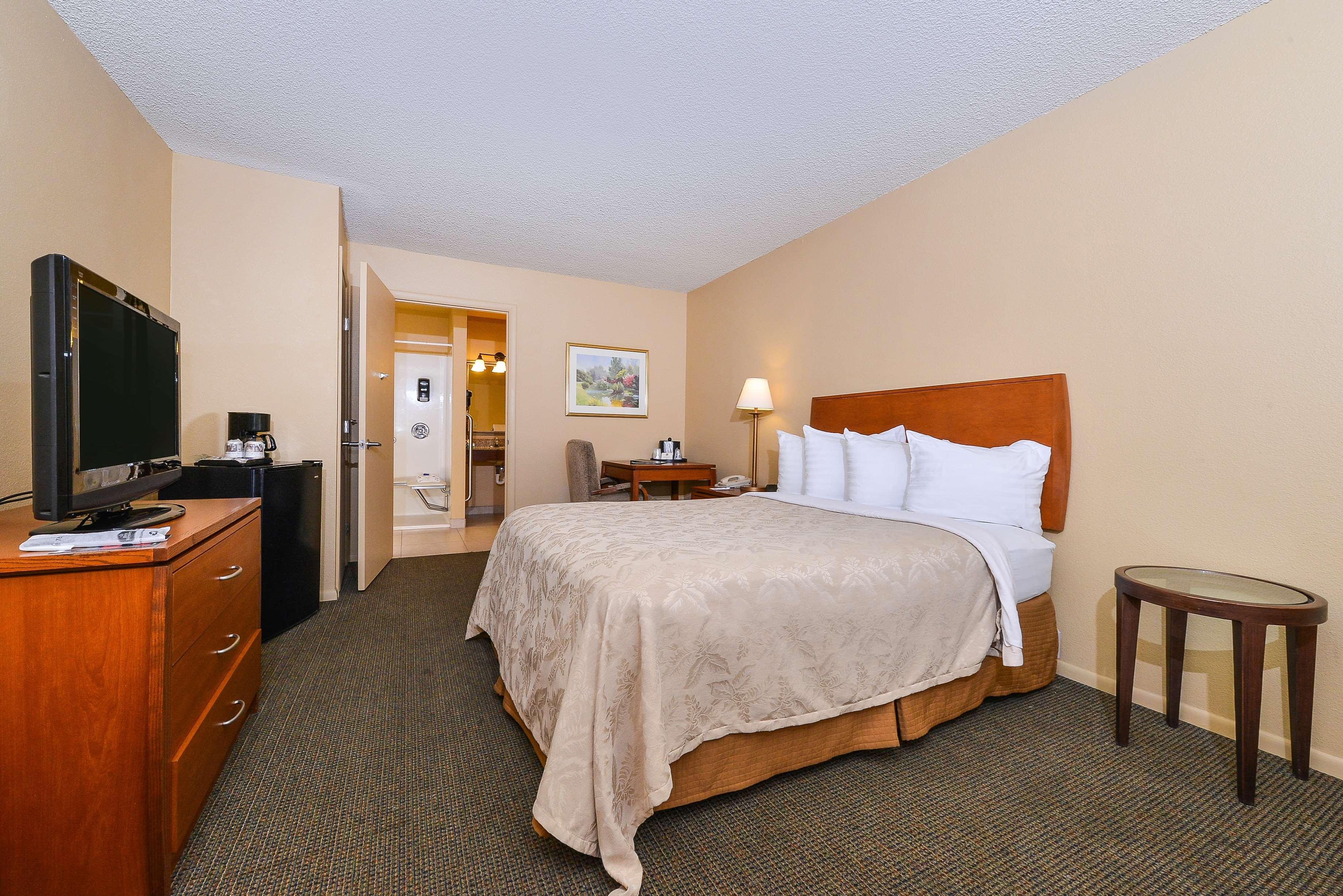 Best Western Cottonwood Inn Bagian luar foto