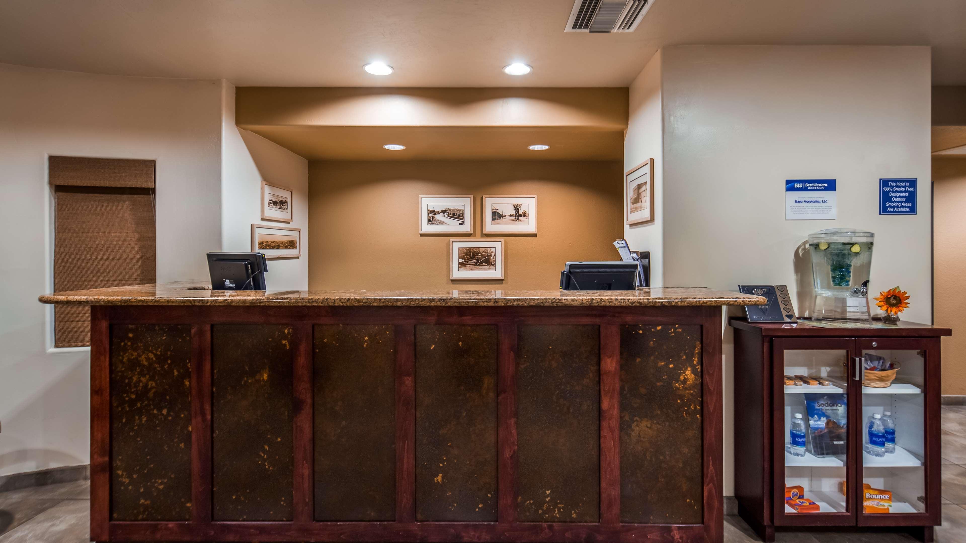 Best Western Cottonwood Inn Bagian luar foto