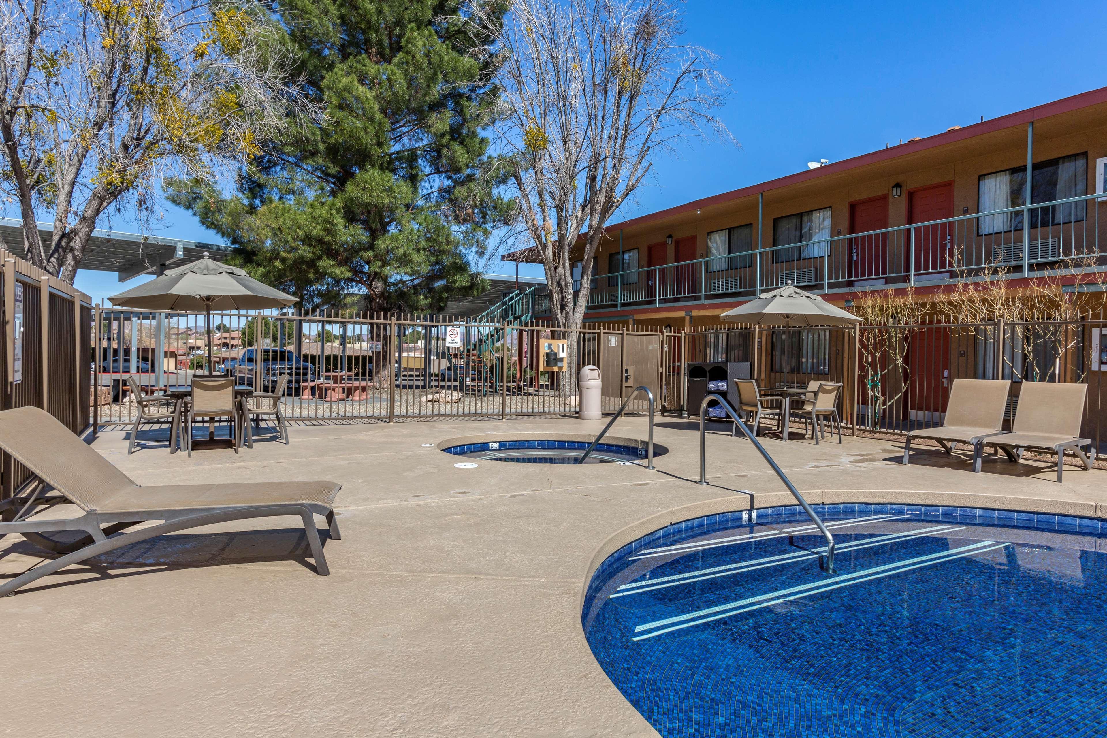 Best Western Cottonwood Inn Bagian luar foto
