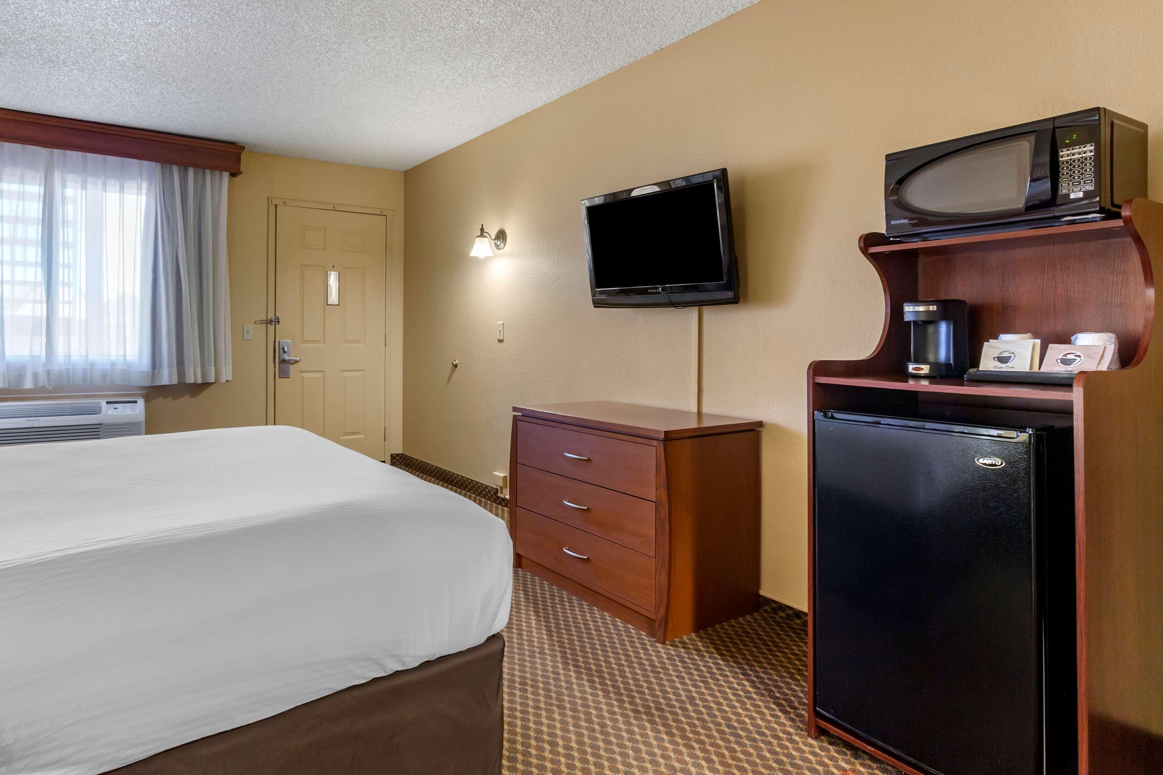 Best Western Cottonwood Inn Bagian luar foto