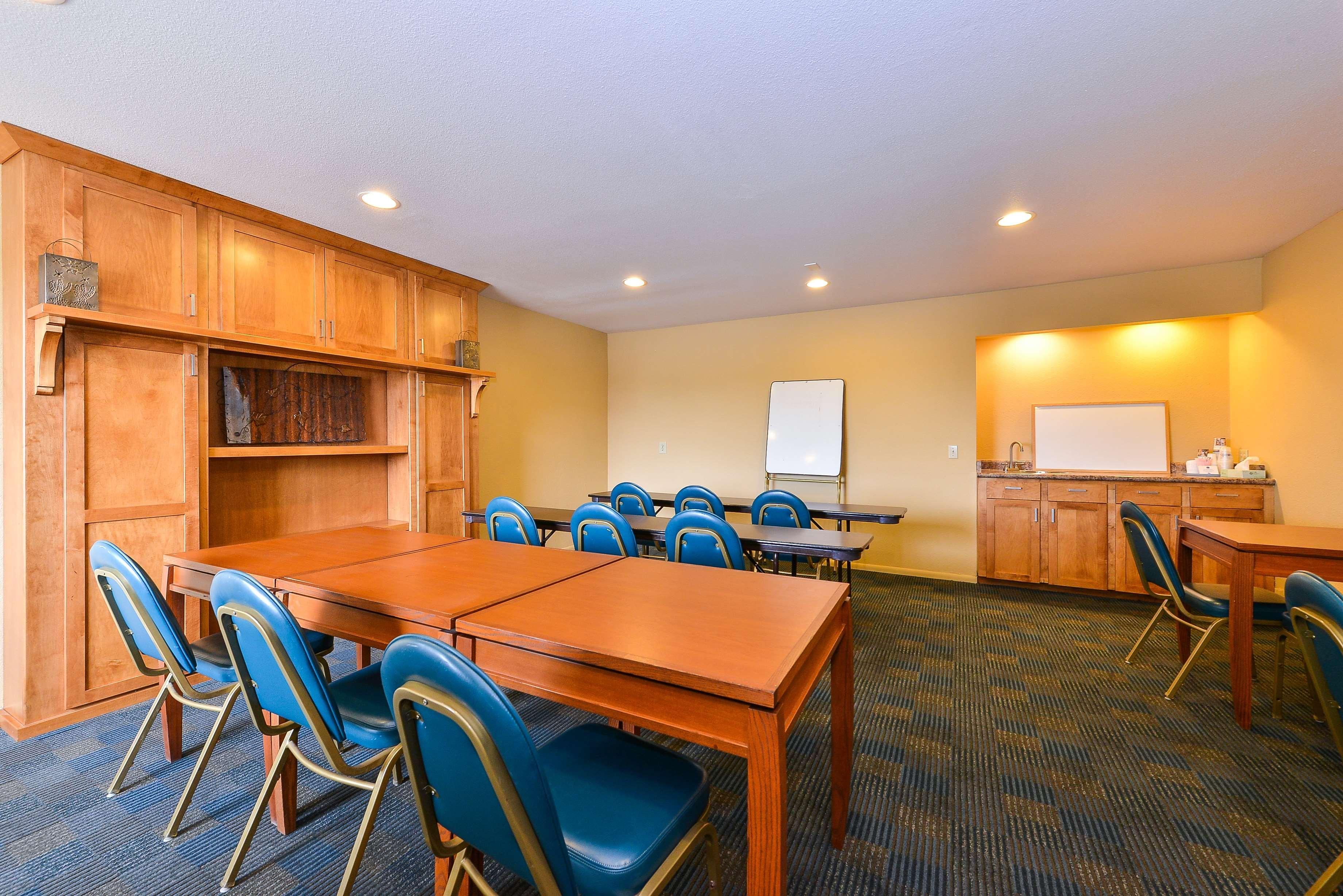 Best Western Cottonwood Inn Bagian luar foto